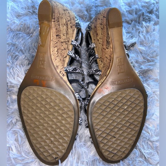 Aerosoles Broomstick Snake Print Leather Wedge strappy Sandals Women's 7.5 - Picture 9 of 9